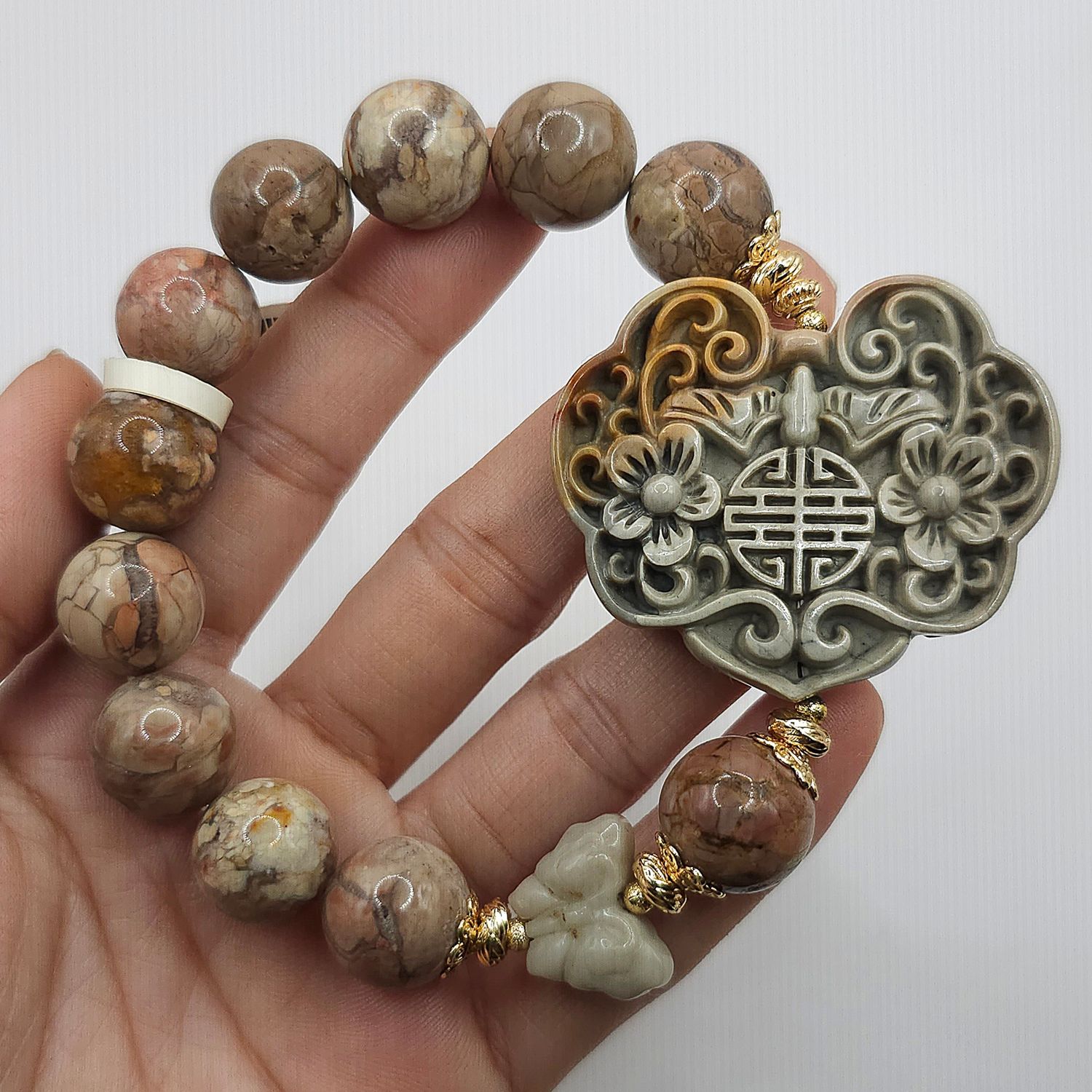 Natural Alashan Agate with Ruyi &amp; Butterfly
