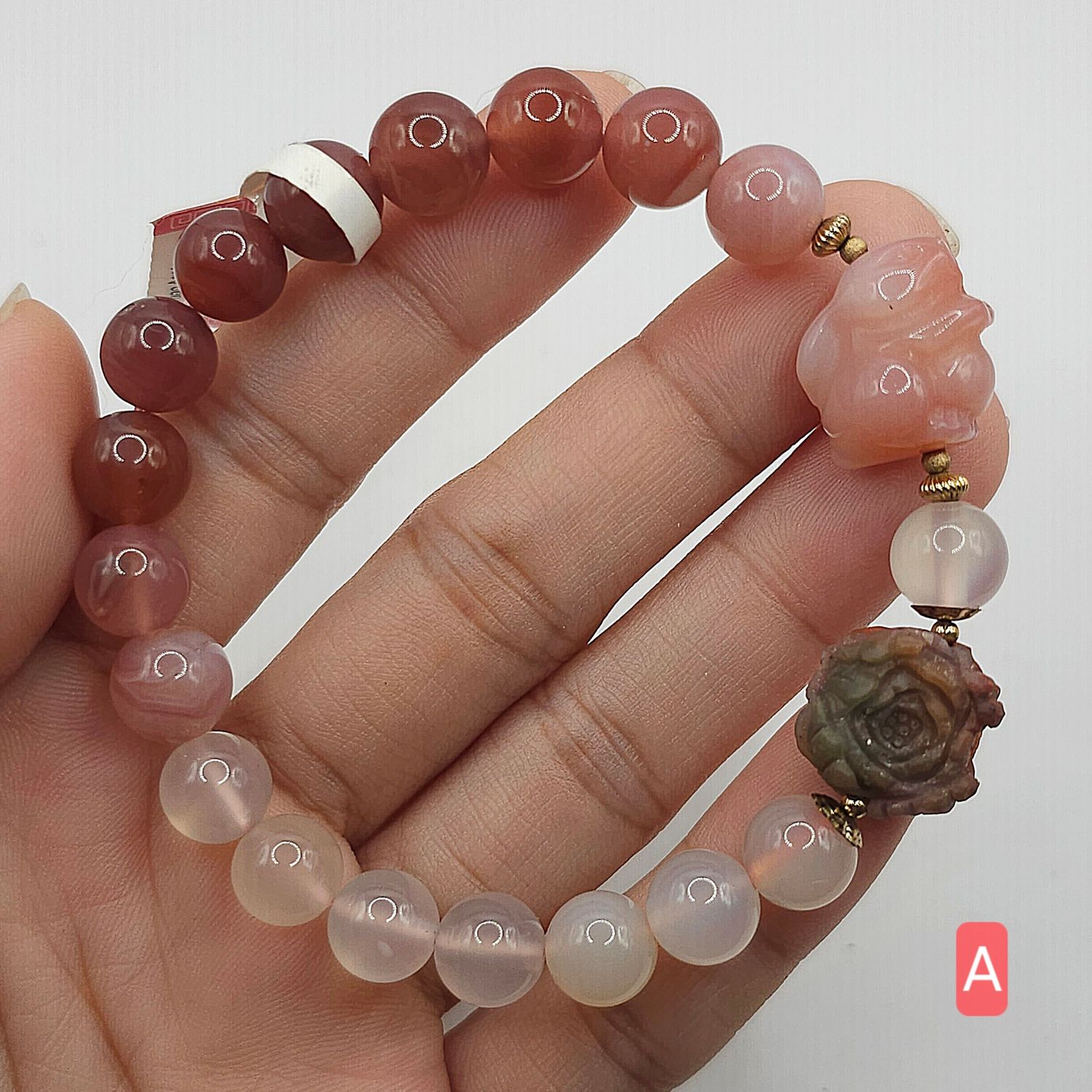 Natural Yan Yuan Agate with Rabbit &amp; Flower