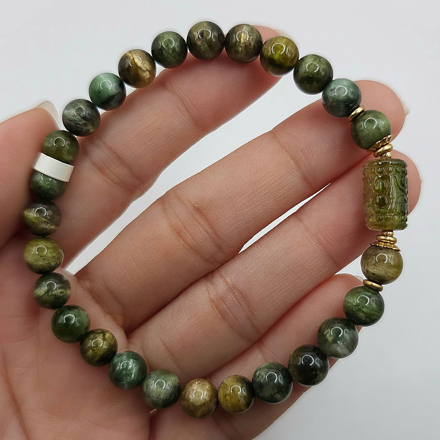 Natural Cat Eye Tourmaline with Lucky Turn