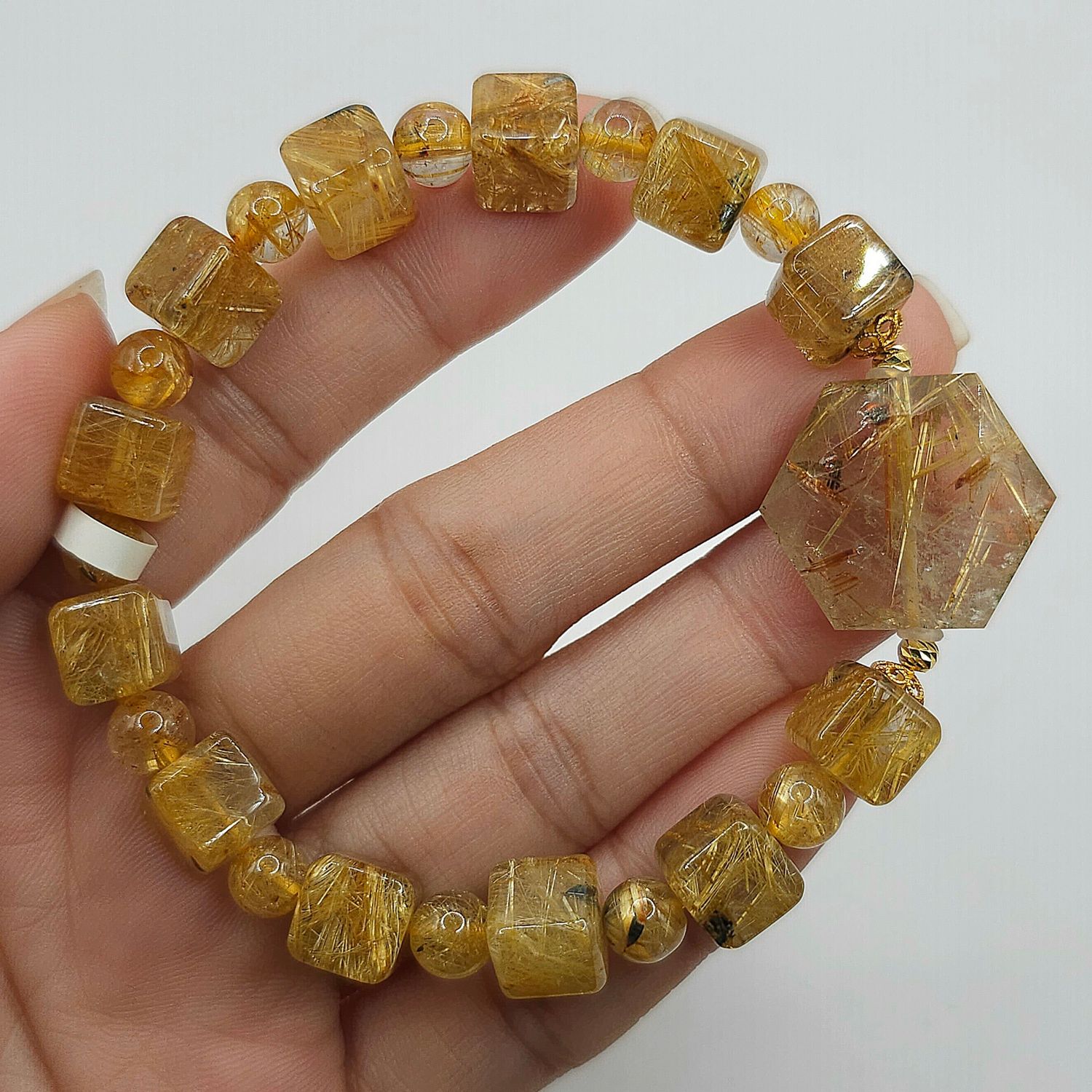 Natural Golden Titanium Ruti 18K