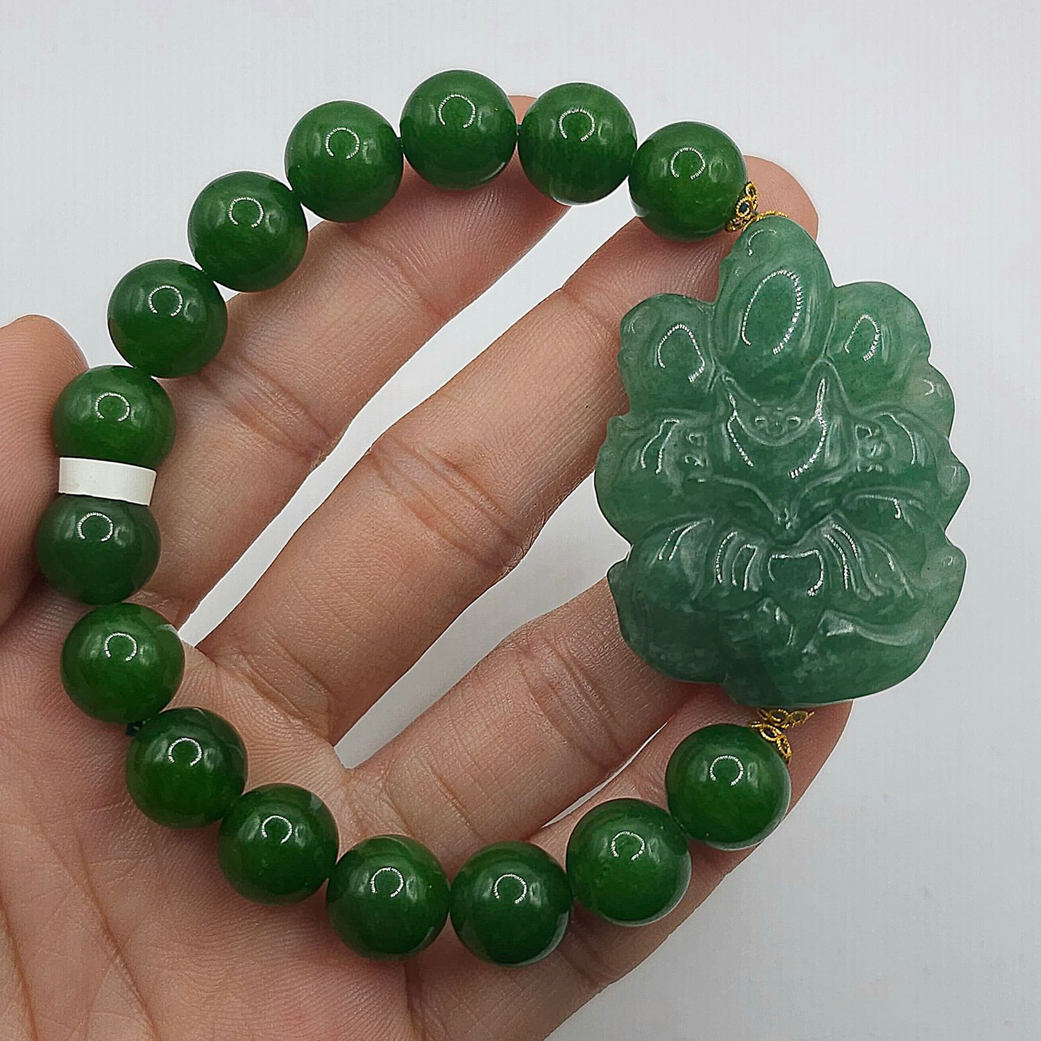 Natural Imeprial Jade with 9 Tail Fox 18K