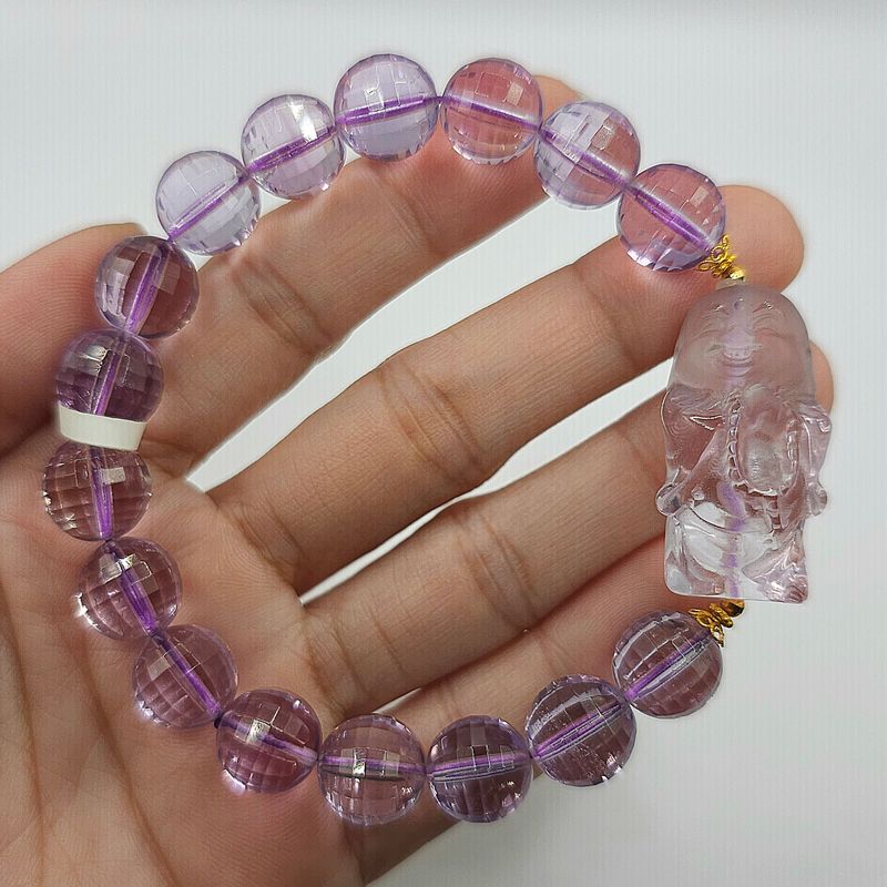 Natural Lavender Amethsyt with Buddha - 18K