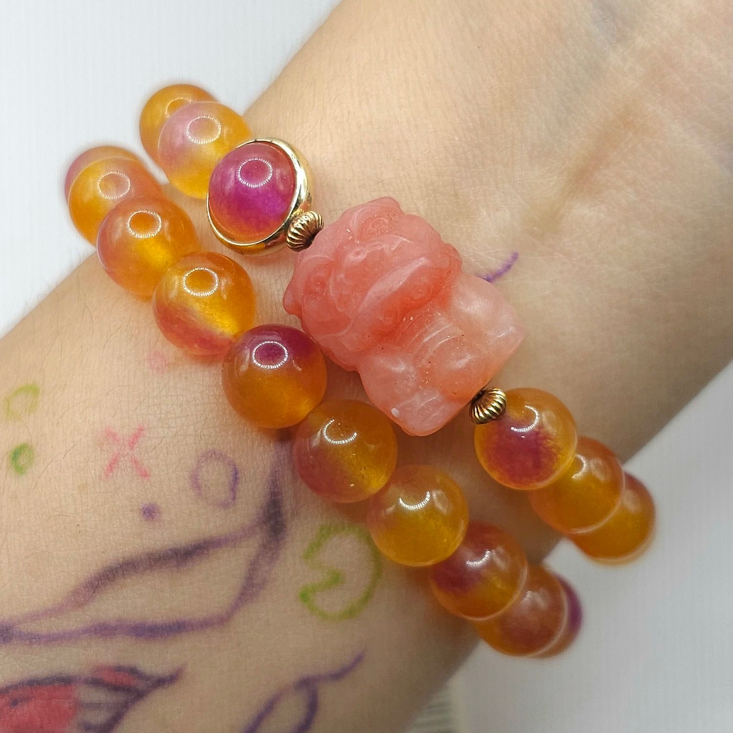 Natural 2 Lap Chalcedony with Fu Dog