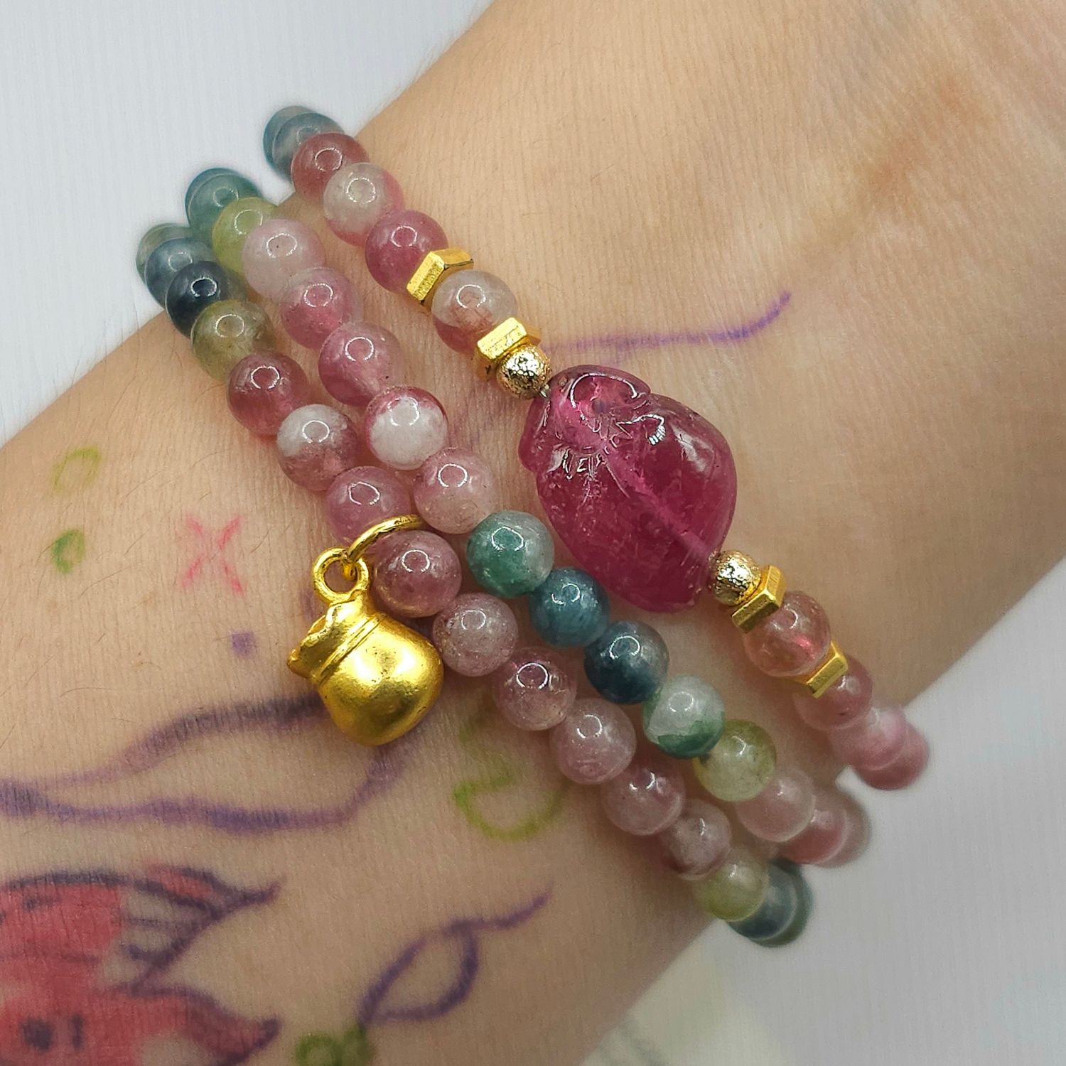 Natural 3 Lap Tourmaline  with Ruyi &amp; Money Bag