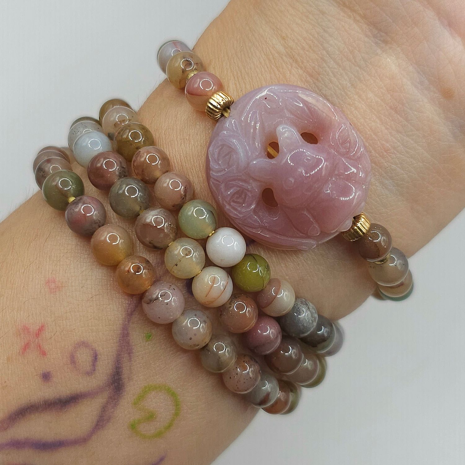 Natural 3 Lap Yan Yuan Agate with Rabbit Charm