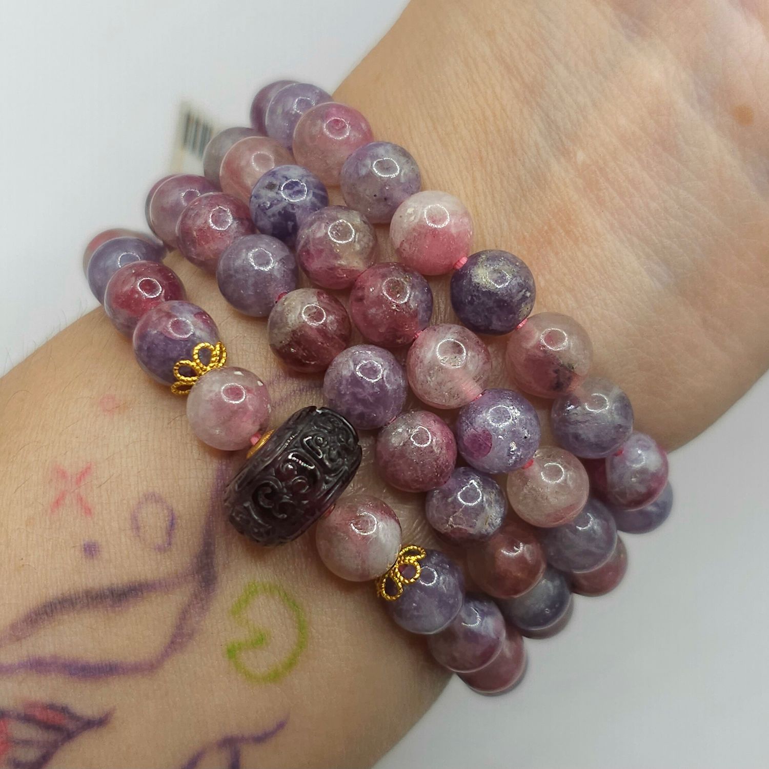Natural 3 Lap Plum Tourmaline with Lucky Turn - 18K