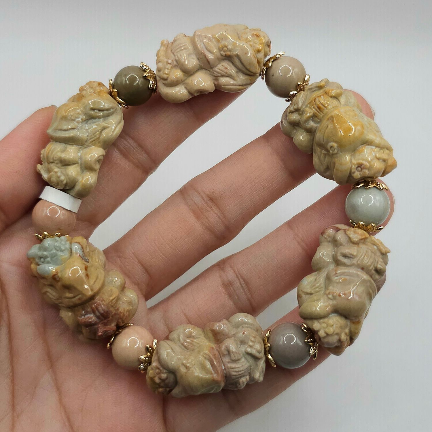 Natural Alashan Agate 9 Tail Fox