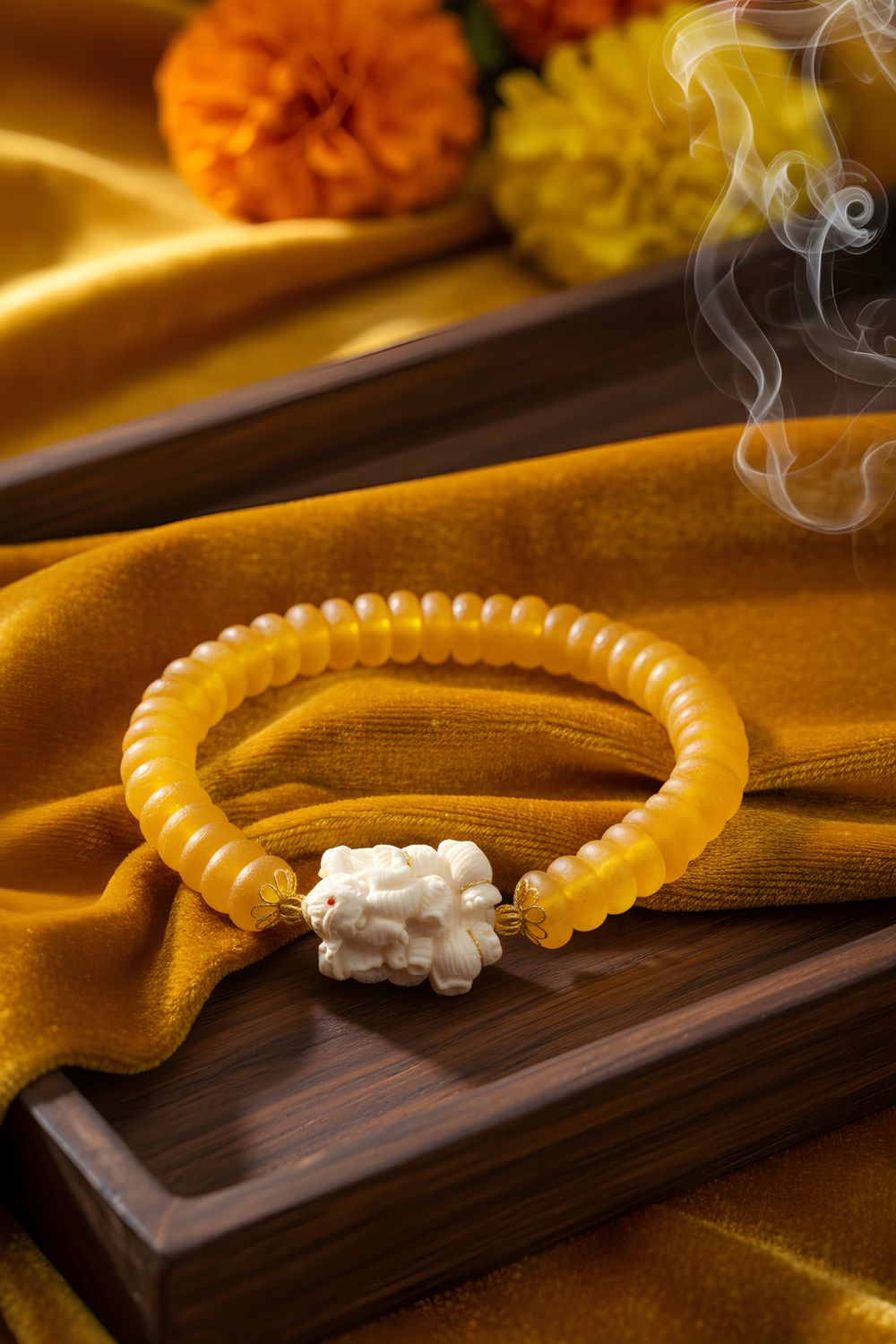 Natural Beeswax Amber x Ganesha Ivory Mammoth - 18k