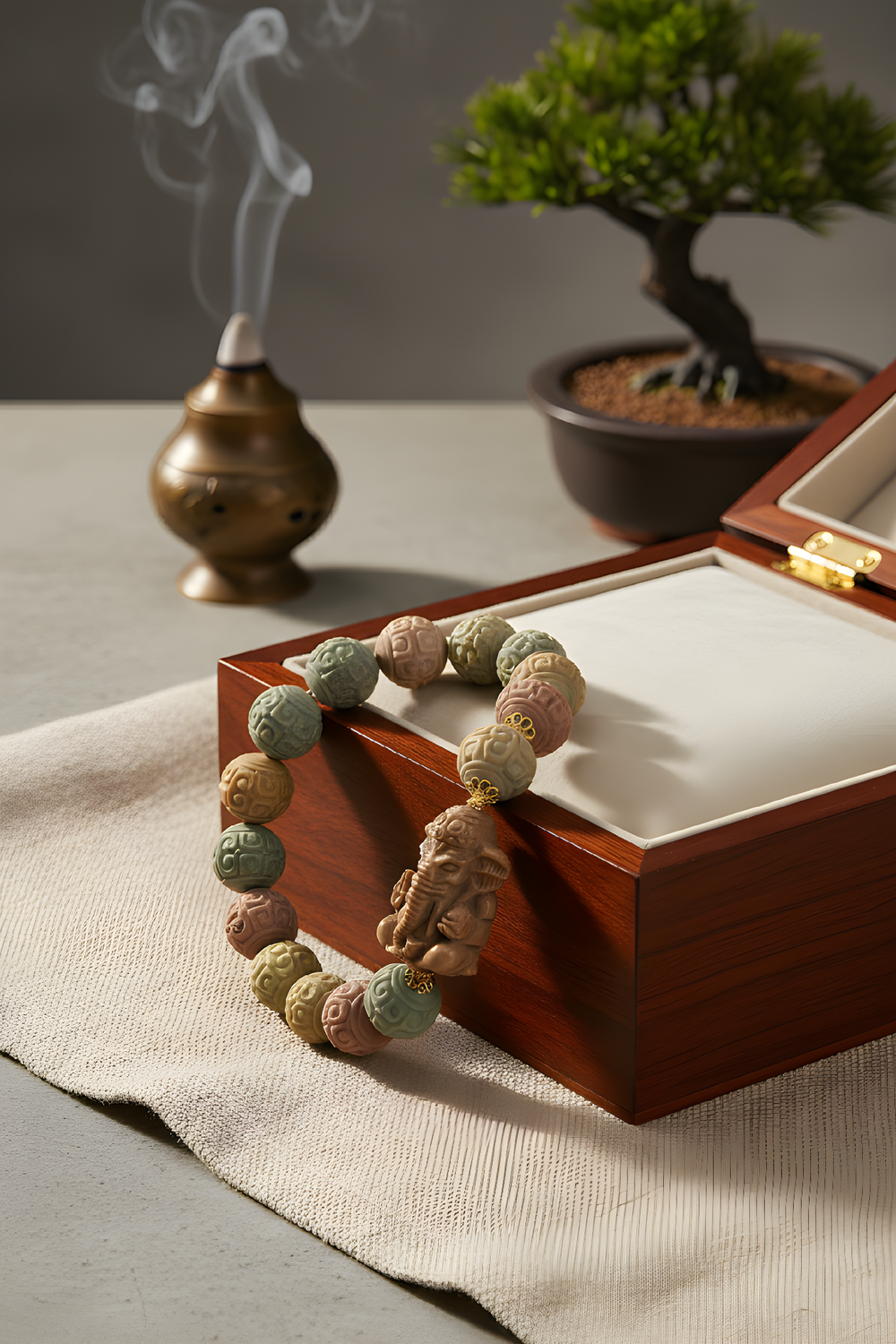 Natural Alashan Agate Lucky Turn with Ganesha - 18K