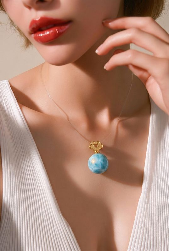 Natural Larimar Floating Necklace - 18K