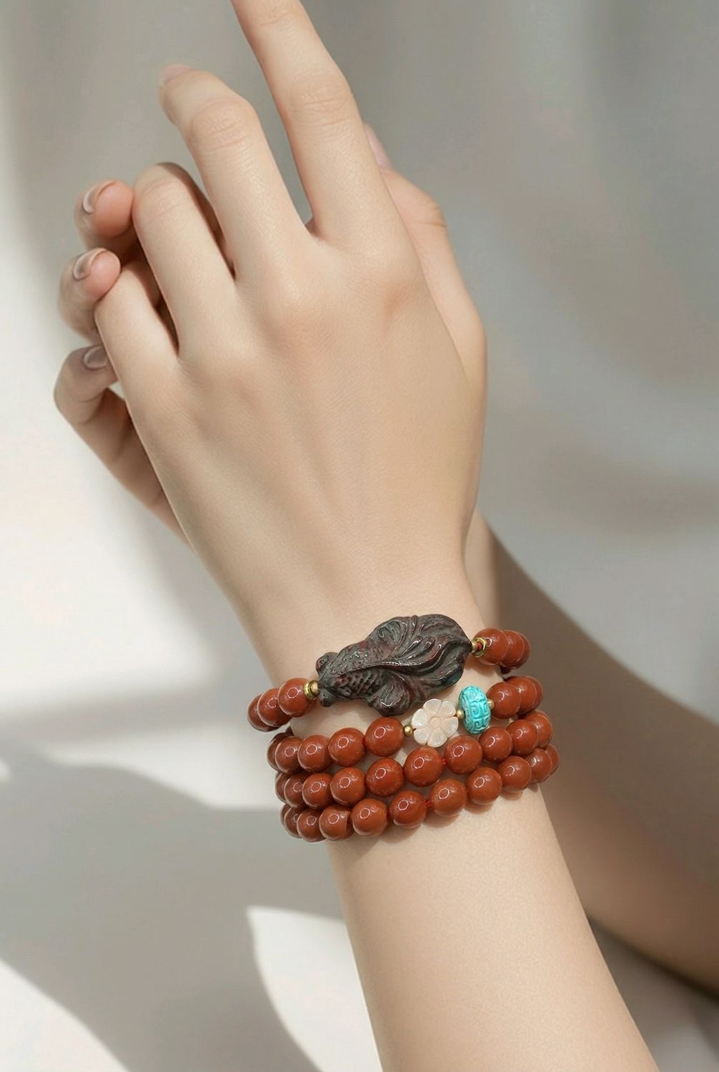 Natural 4 Lap Southern Red Agate with Fish &amp; Lucky Turn