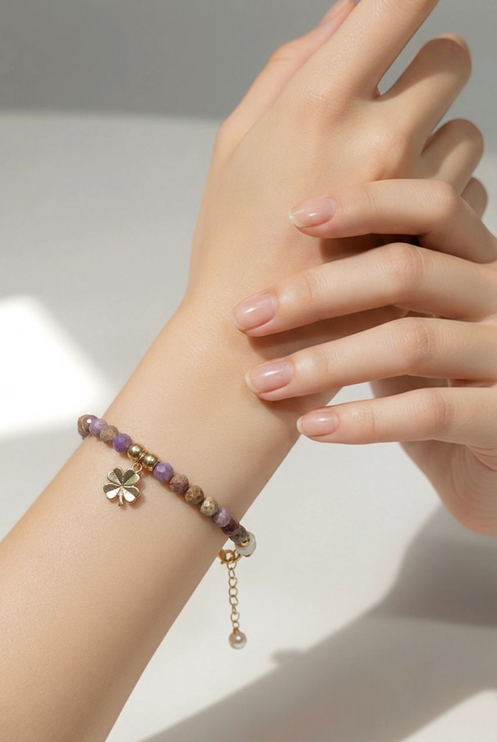 Natural Purple Mica with Clover