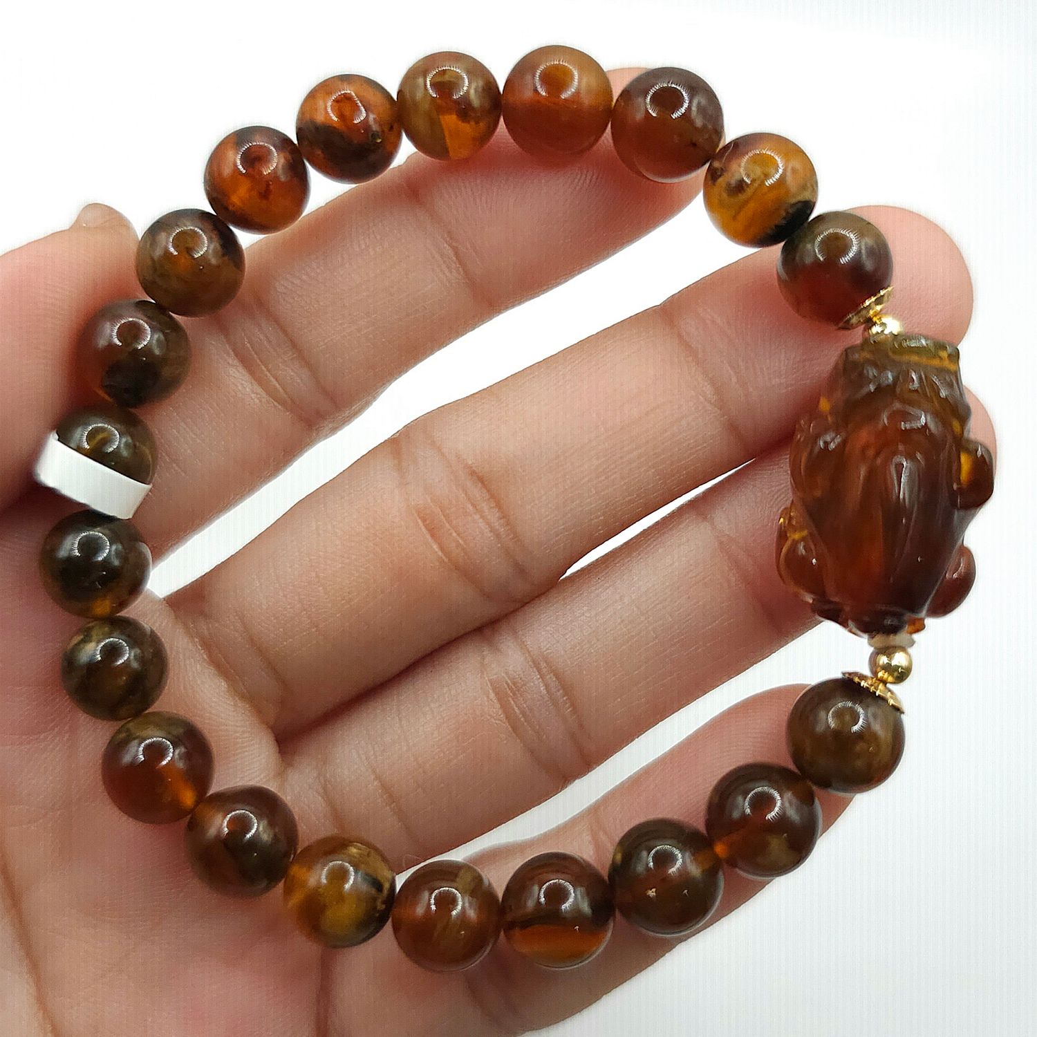 Natural Amber with Pixiu