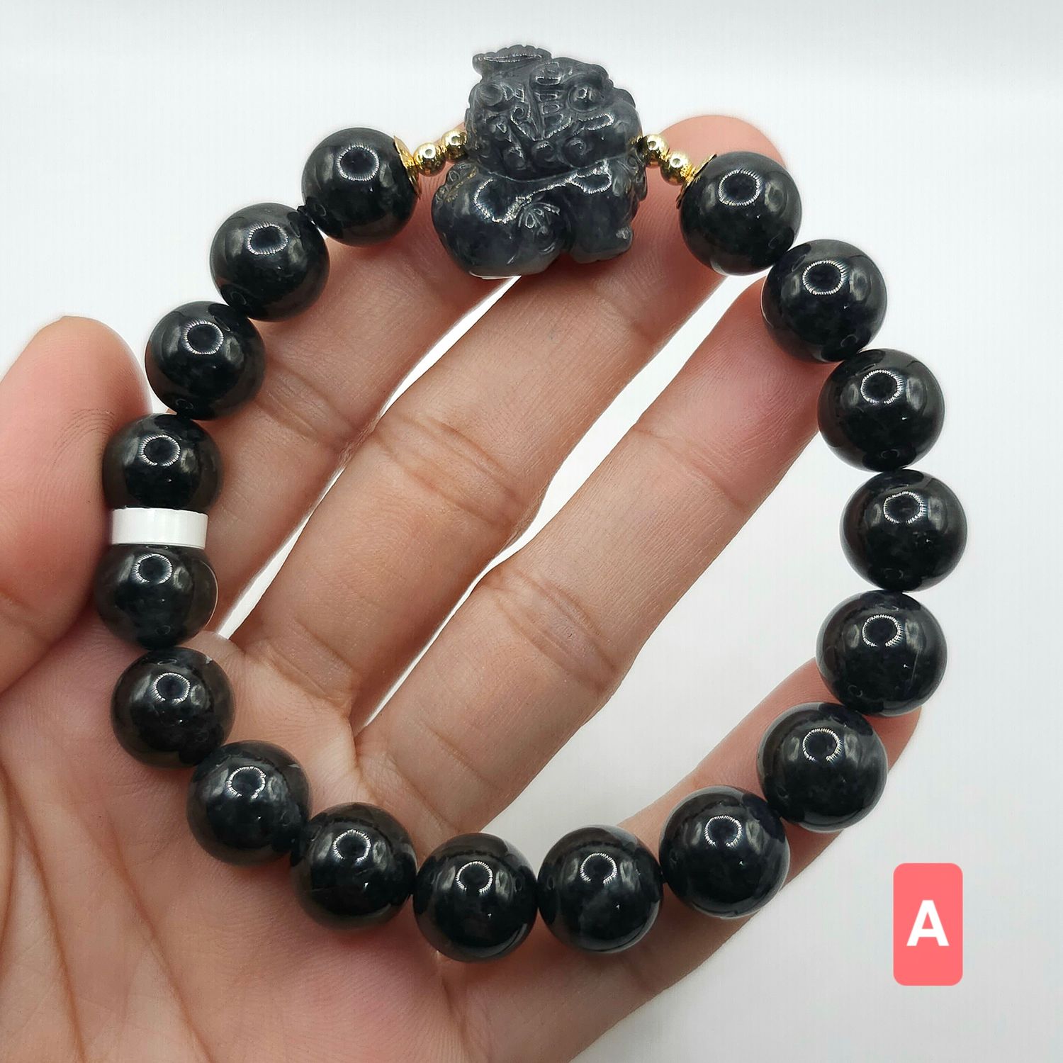 Natural Wuji Jadeite with Fu Dog