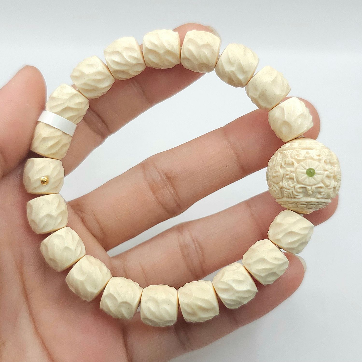 Natural Ivory Mammoth  with Lucky Turn - 18k