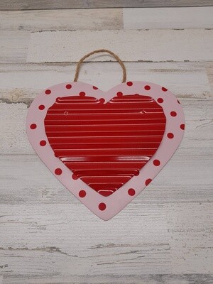 Hanging Metal Heart Sign Red/Pink