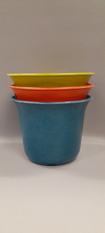 5&quot;x4.5&quot; Round Planter Assorted (Plastic)