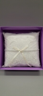 7.5&quot; Ring Pillow w/Lace/Rhinestones Ivory