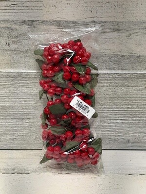 12PC 4.5" BERRY CLUSTER RED