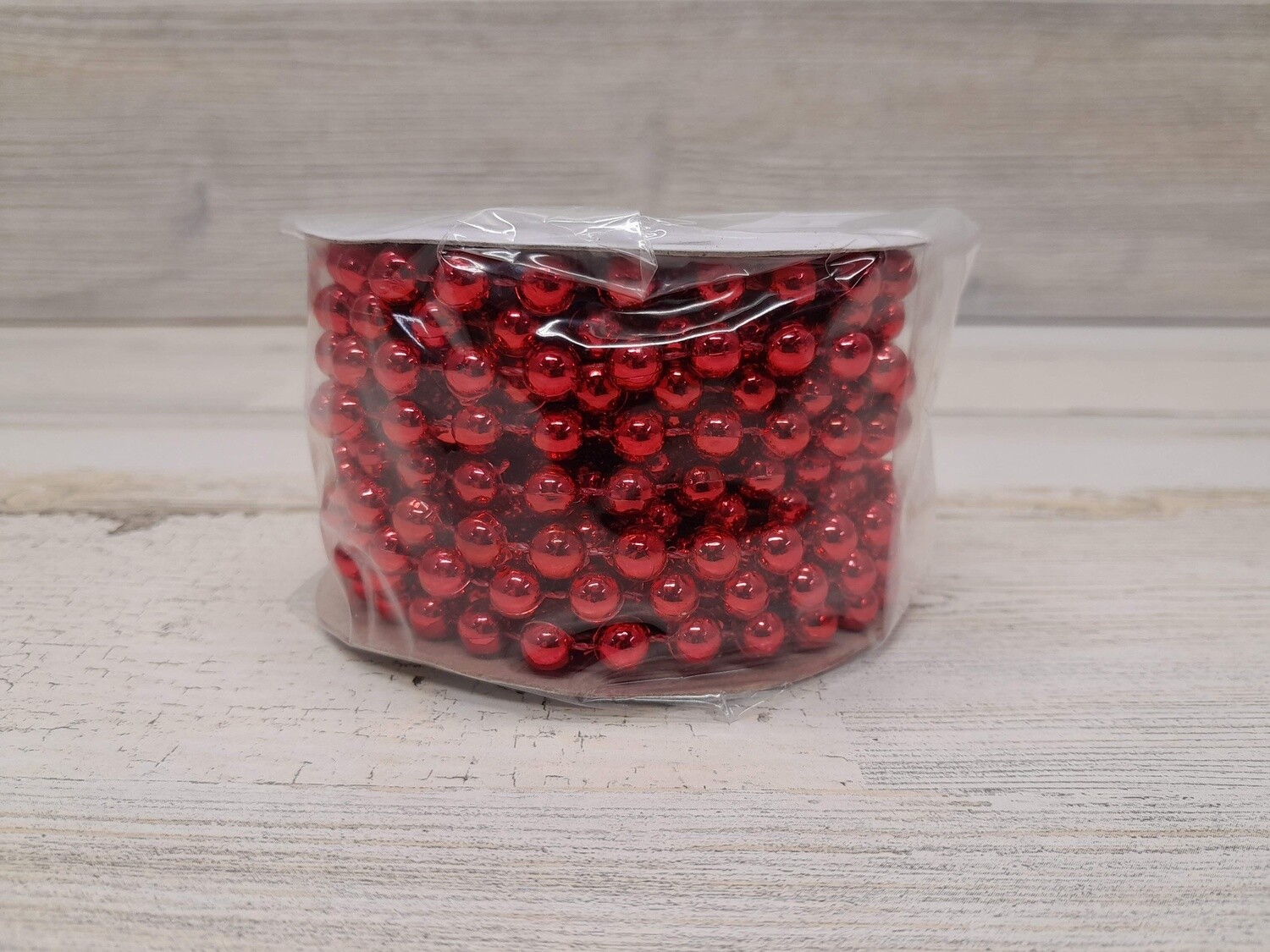 8yd 8mm Plastic MOT Pearl Strand X-Mas Red