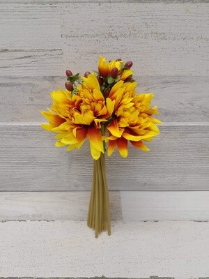 11&quot; Dahlia/Hypericum Bundle x9 Flame