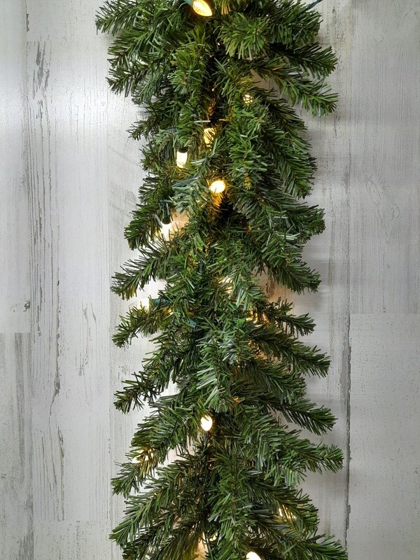 9&#39;x12&quot; Canadian Pine Garland w/Led Lights