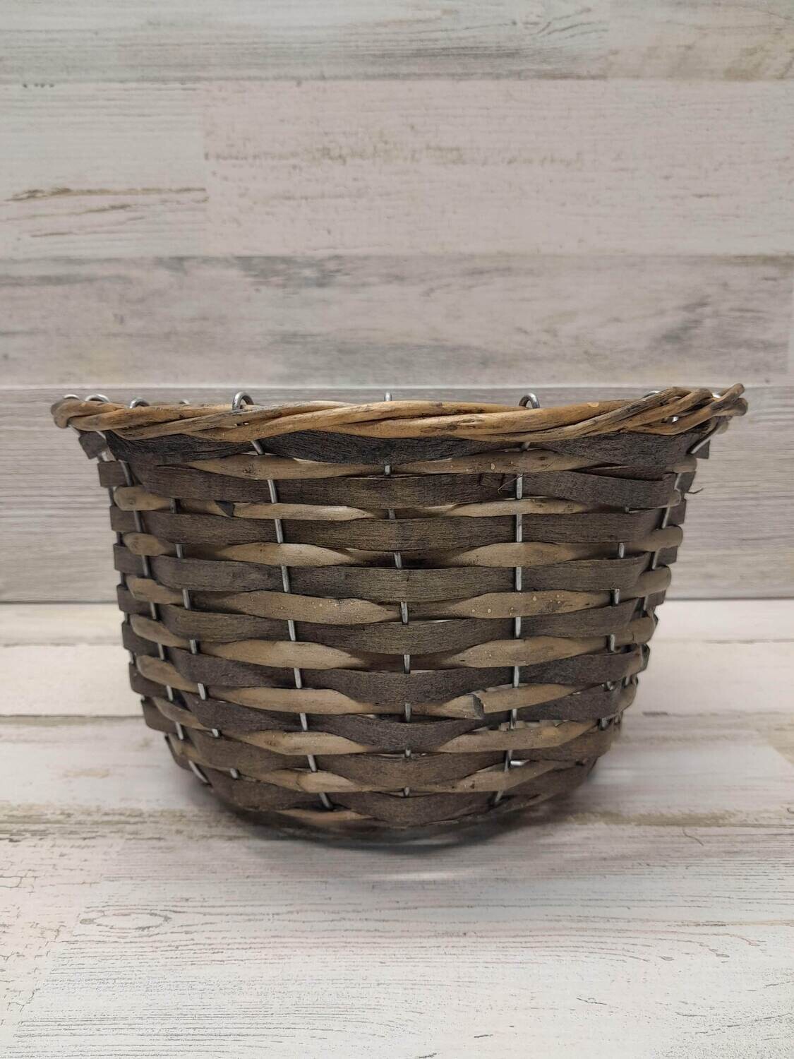 *Round Basket Brown (LG)