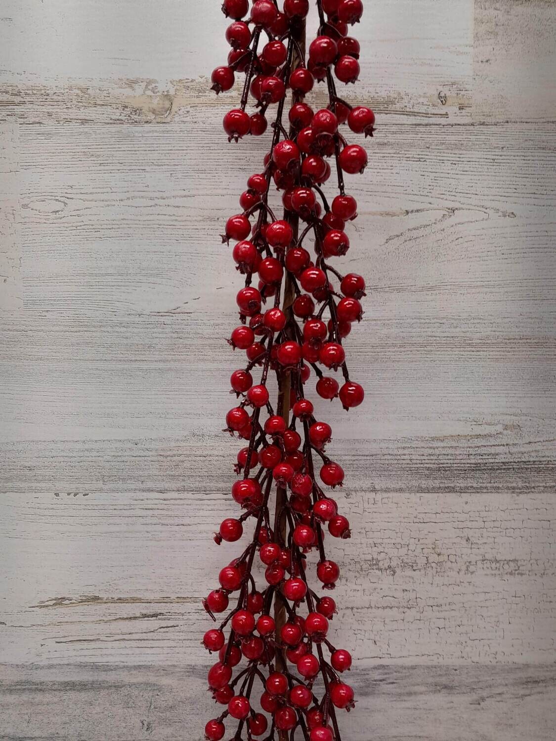 6' Berry Garland Red