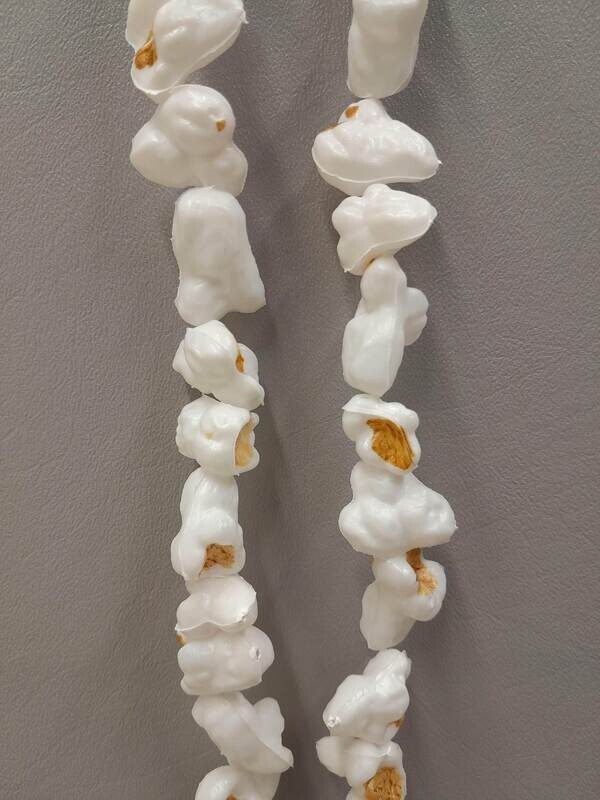 9&#39; Popcorn Garland White