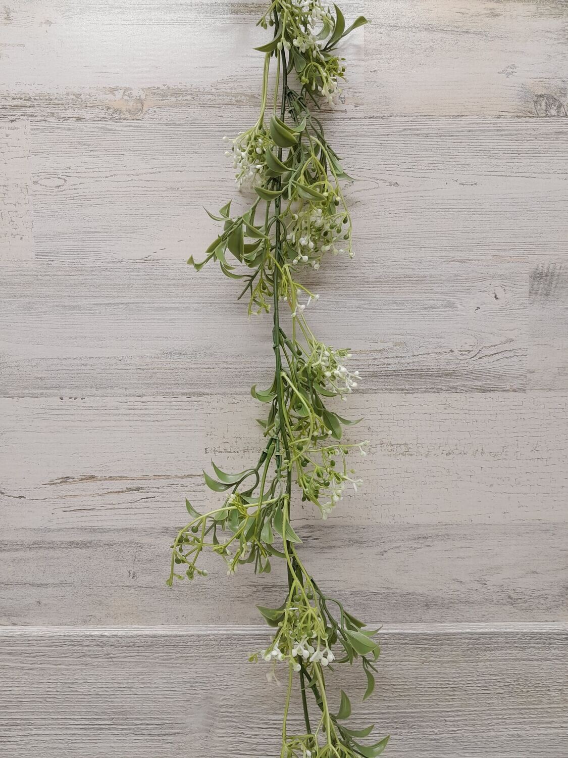 70&quot; Baby&#39;s Breath Garland White