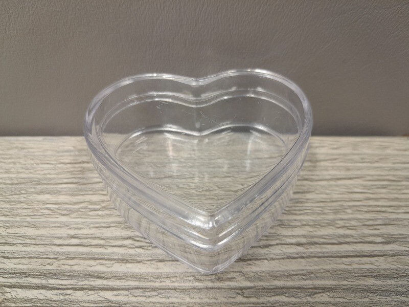 12pc 2.5&quot; Plastic Heart Favor Box Clear