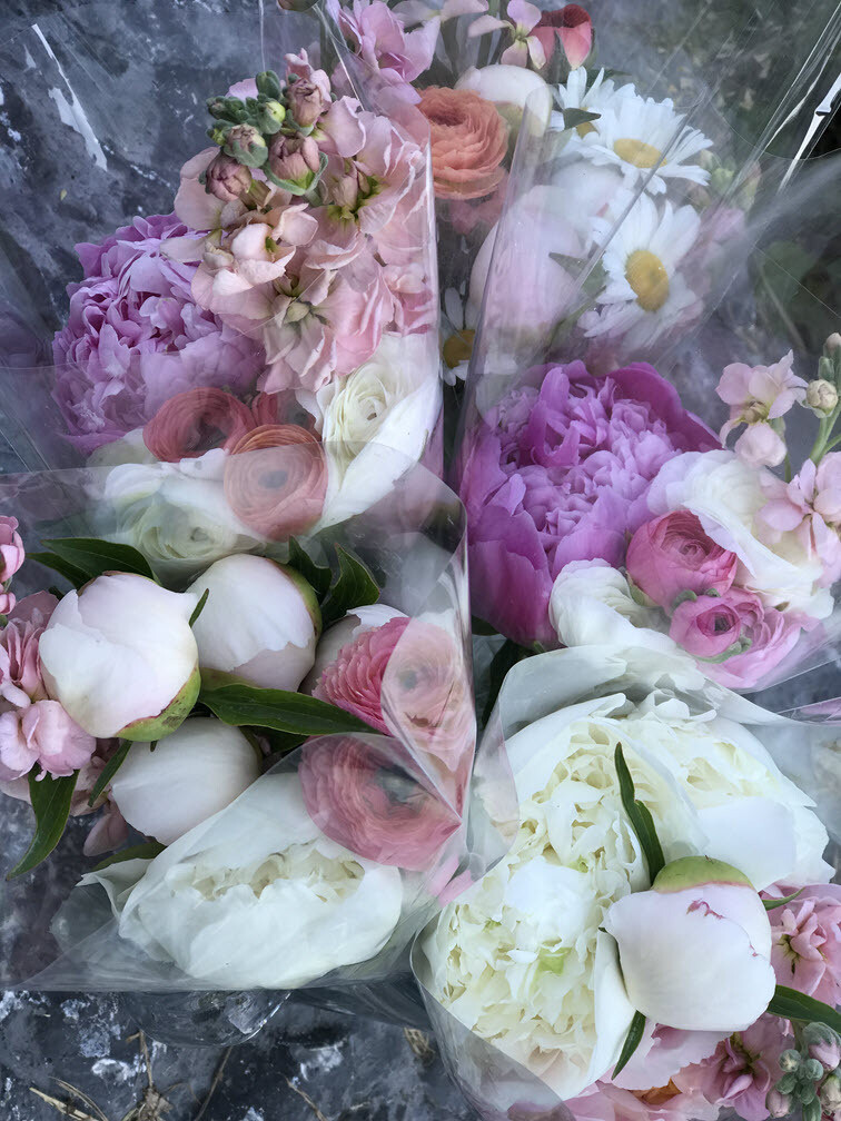 A Spring Bouquet Subscription (June)