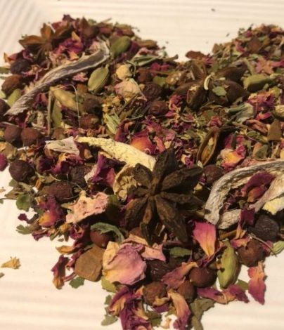 bear roots forest heart warming chai tea | 2oz