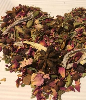 bear roots forest heart warming chai tea | 2oz