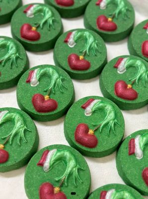 Grinchy Heart Bath Bomb