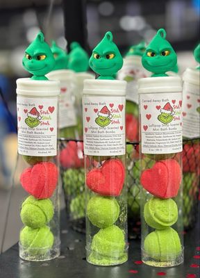 Grinch Mini Bath Bomb Tube with 3D Topper | Lollipop Shop Scented Bath Bombs