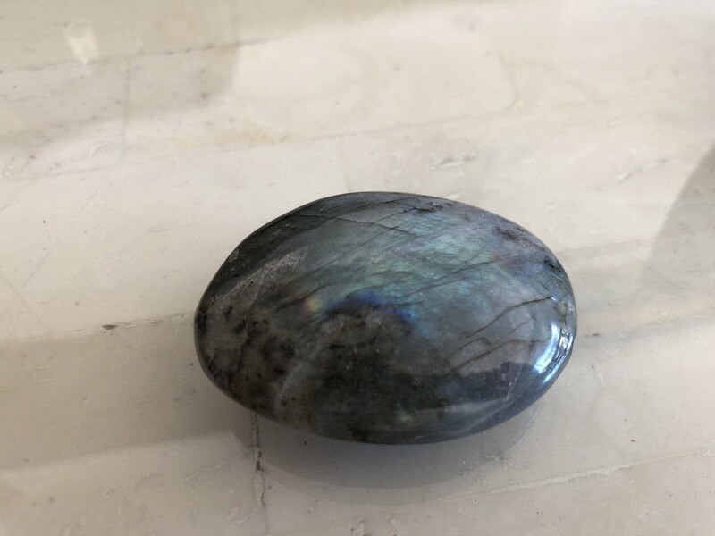 Labradorite galet