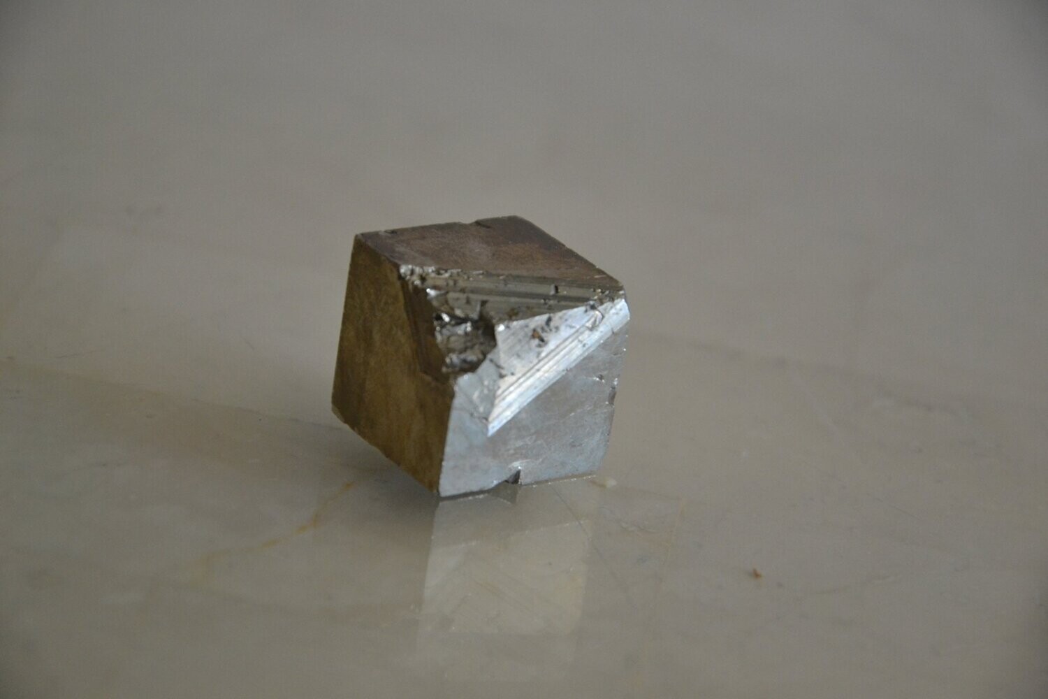 pyrite cube