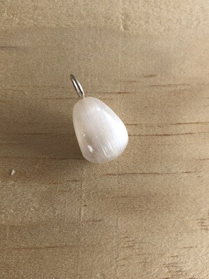 Pendentif de sélénite