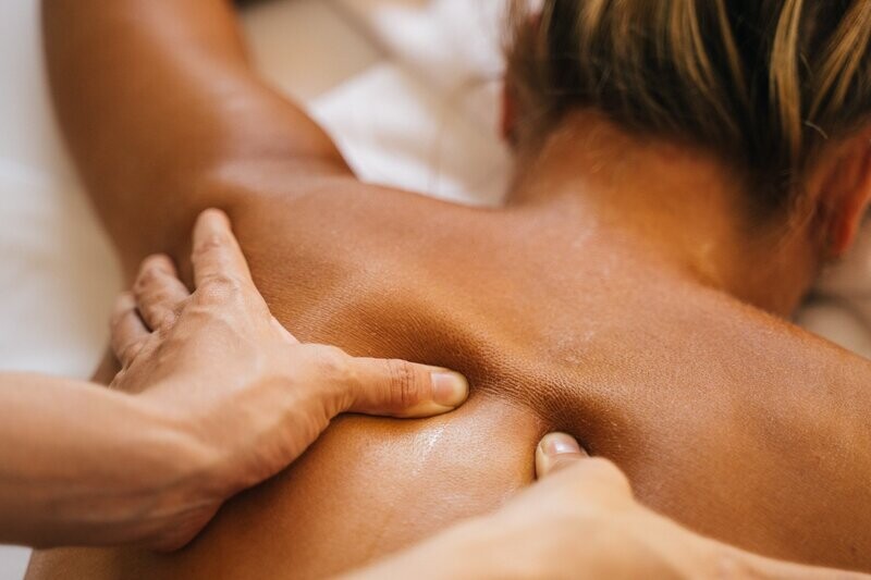 Massage marmathérapie 
60 min