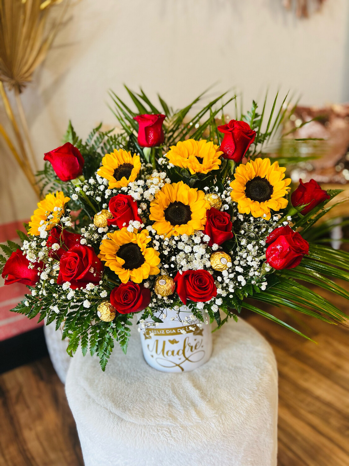 Love sunflowers Store Shantalls Flower & Gifts