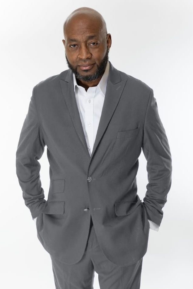 Smoke Gray (100% Wool Super 180 + Complementary MTM White Shirt) Sizes 32-64