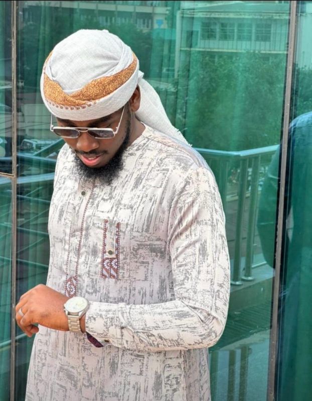Designer Kanzus/Thobes from John Vaal Apparel