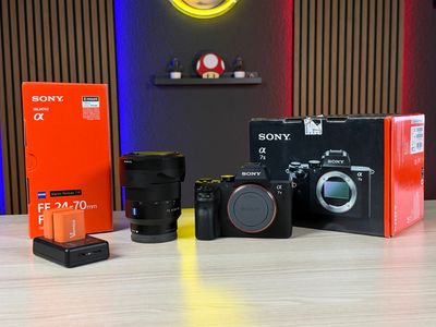 Sony Alpha 7 II Bundle inkl. Zeiss 24-70mm f/4 OSS