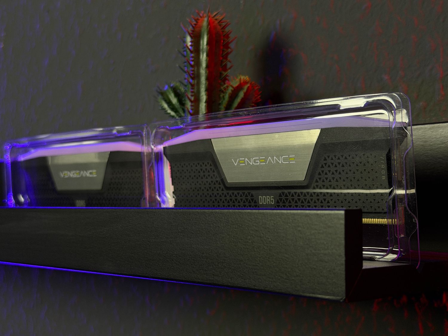 Corsair VENGEANCE RGB DDR5-6400 (32GB Kit)