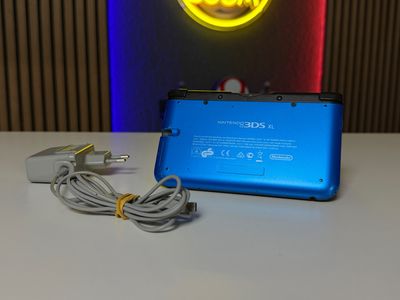 Nintendo 3DS XL  - Blau