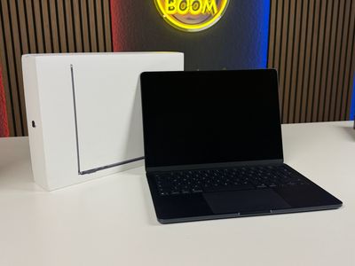 Apple MacBook Air 13″ M4 – 16 GB RAM – 256 GB SSD – Mitternacht
