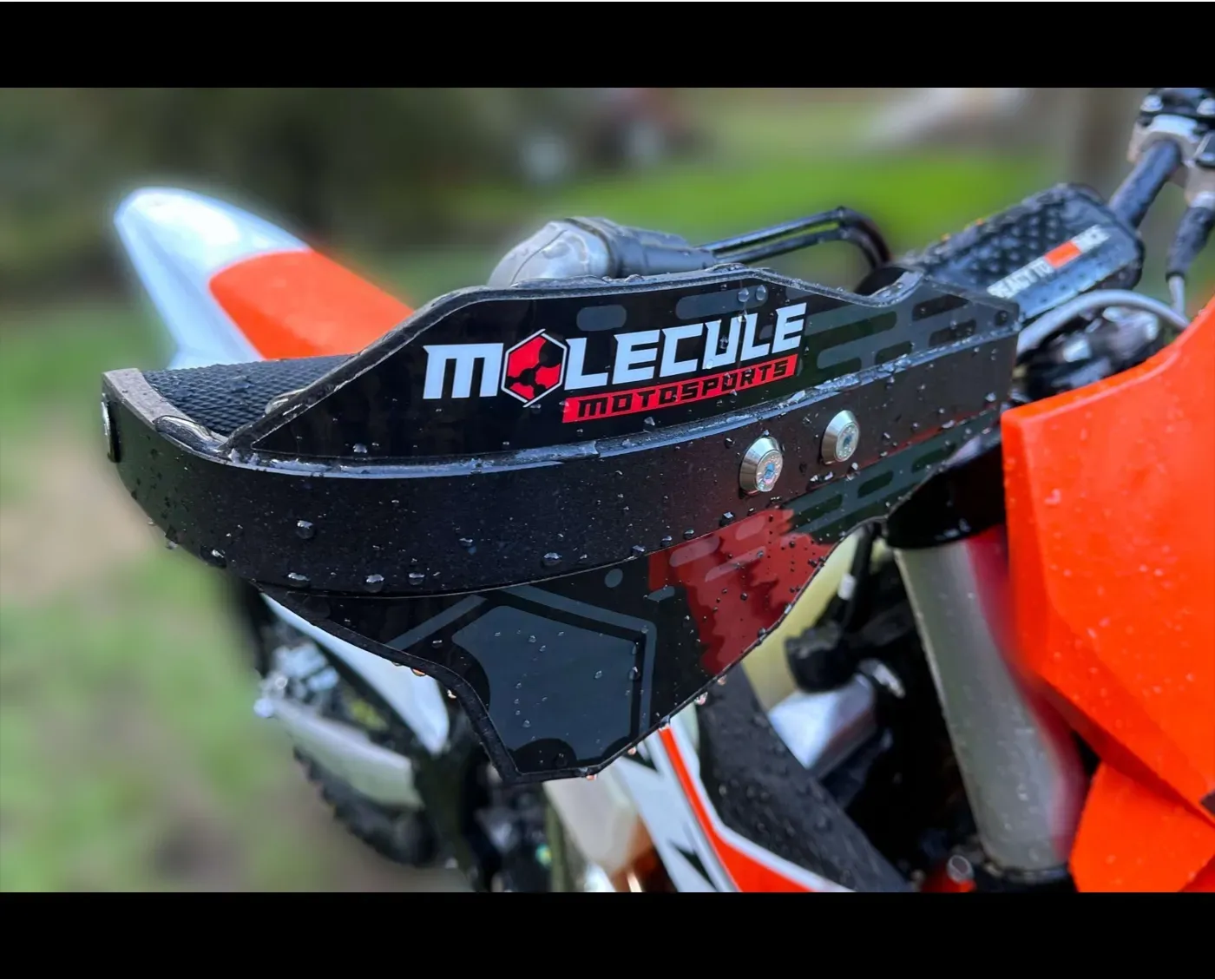 MOLECULE ENDURO HANDGUARDS WRAP AROUND