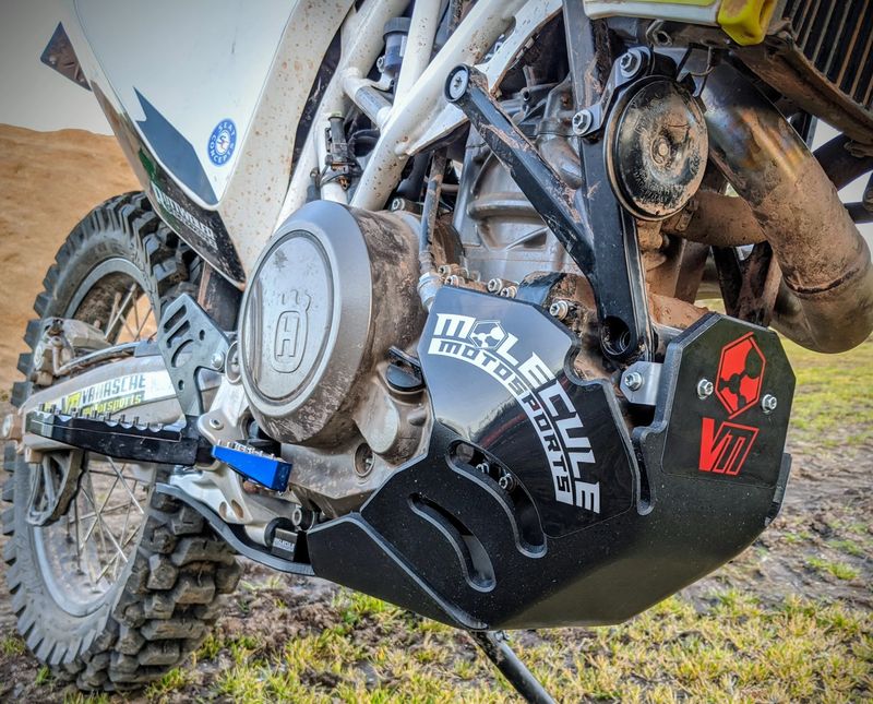 MOLECULE KTM 690 | Husqvarna 701 | GasGas 700 Extreme Skidplate 2008-26