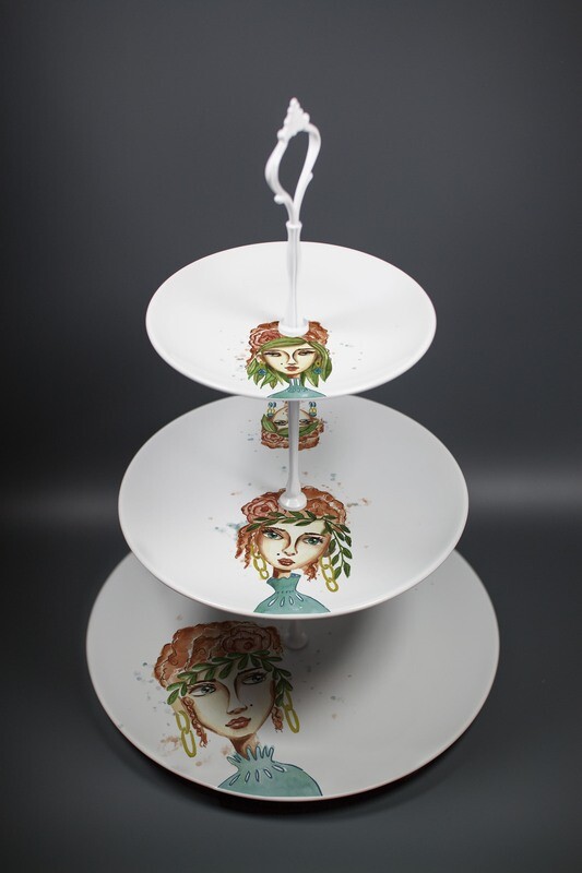 "Sisters" (Etagere)